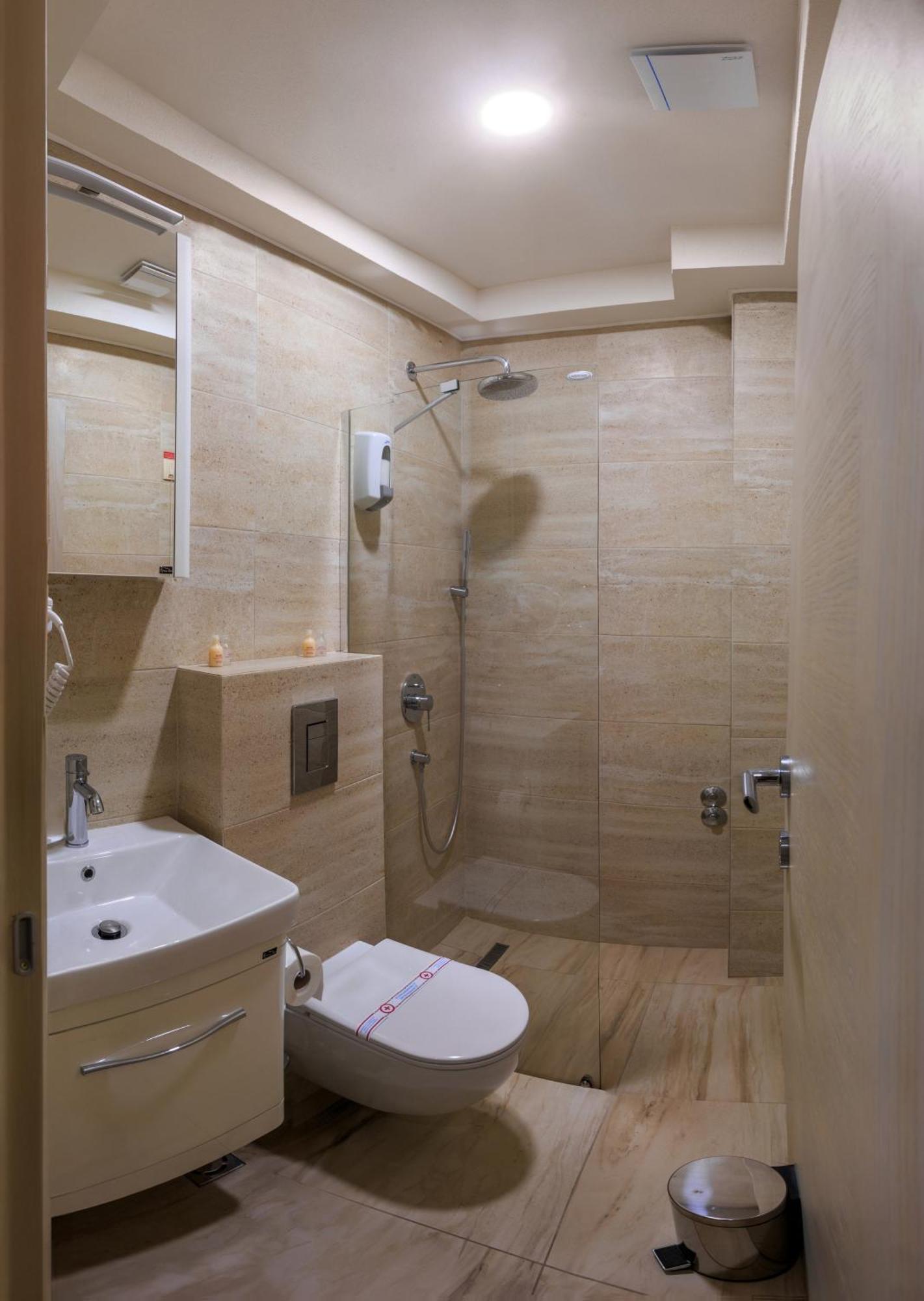 Hotel Maksim Herceg Novi Eksteriør bilde