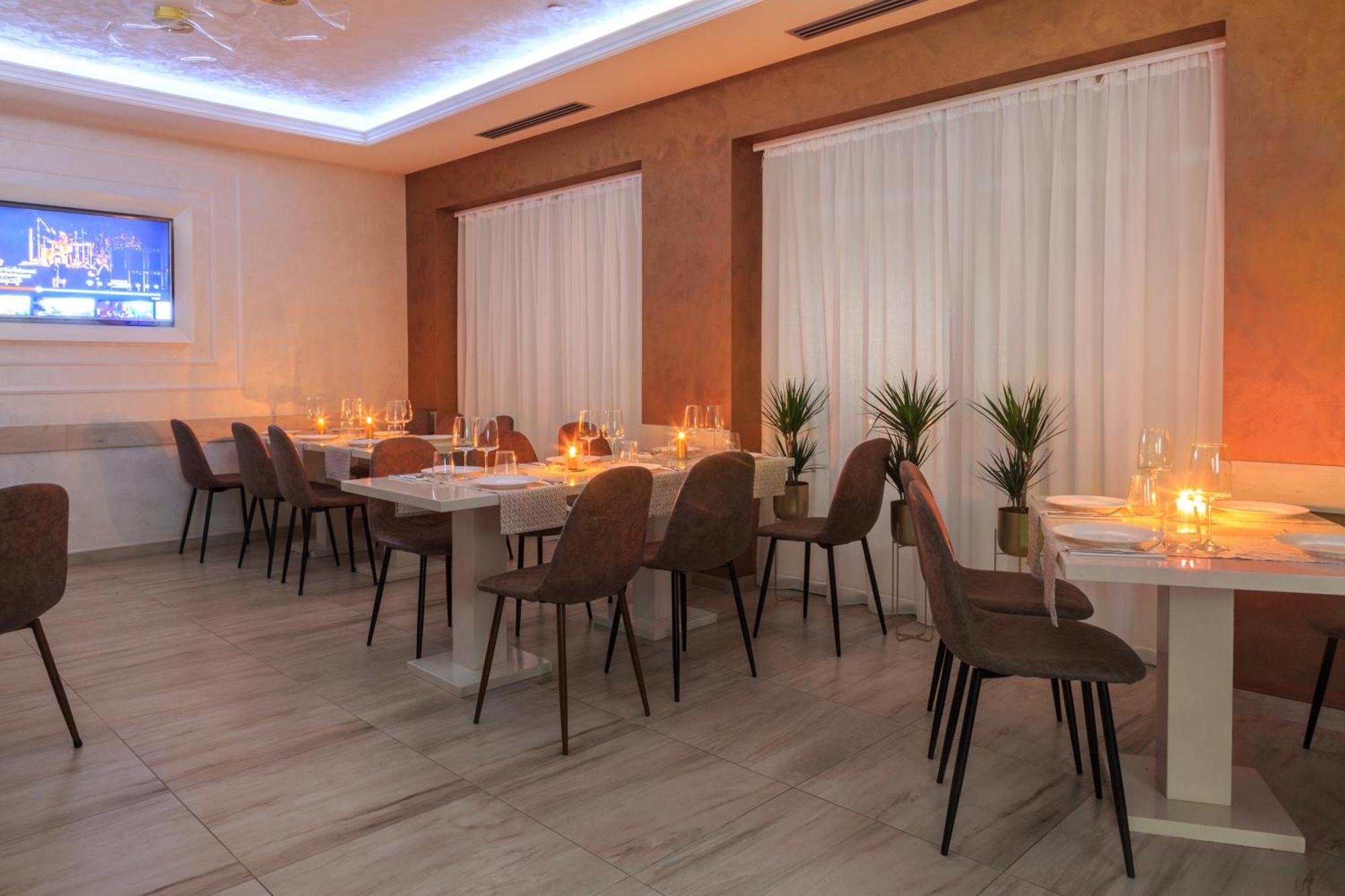Hotel Maksim Herceg Novi Eksteriør bilde